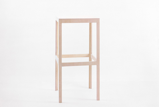 Table/designed by NISHIKAWA Katsuhito